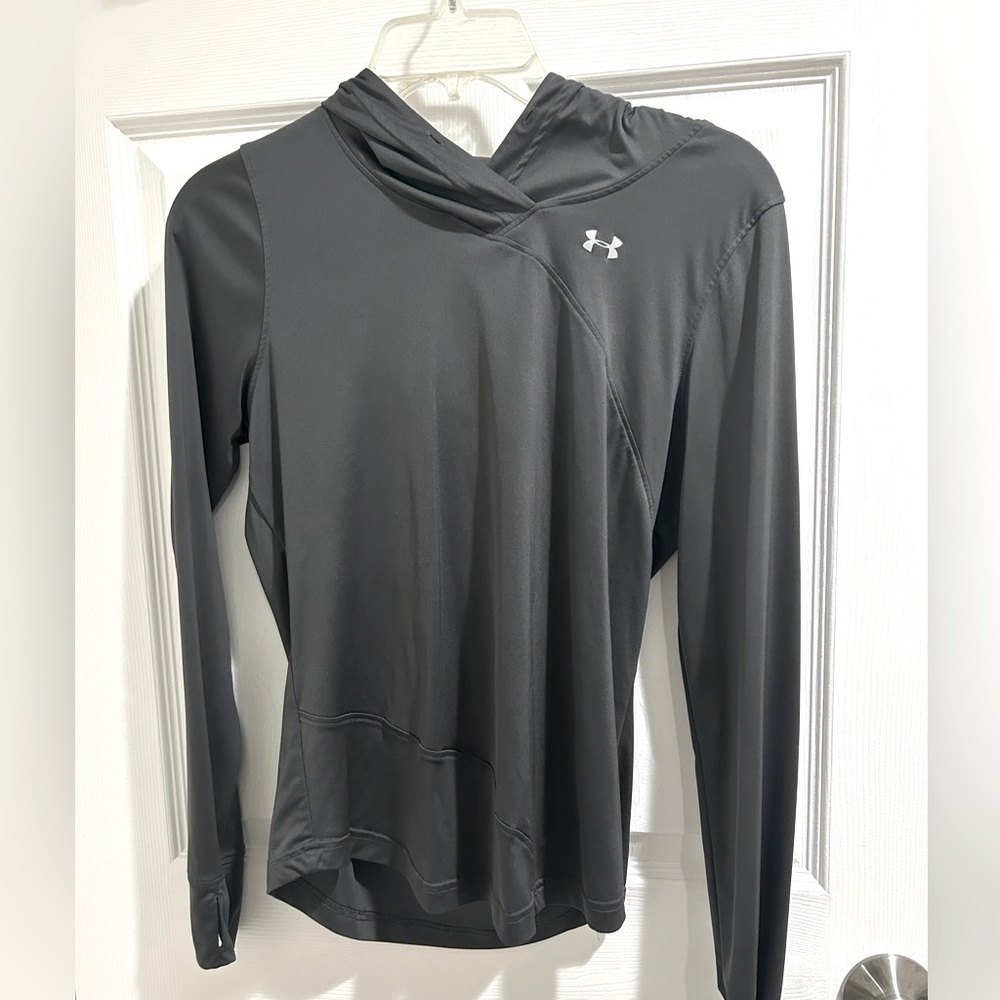 Under armor cooling long sleeve